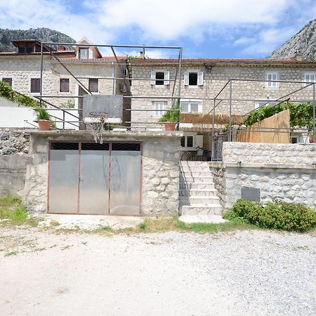 Appartement Stone House Dragutinovic à Kotor Extérieur photo